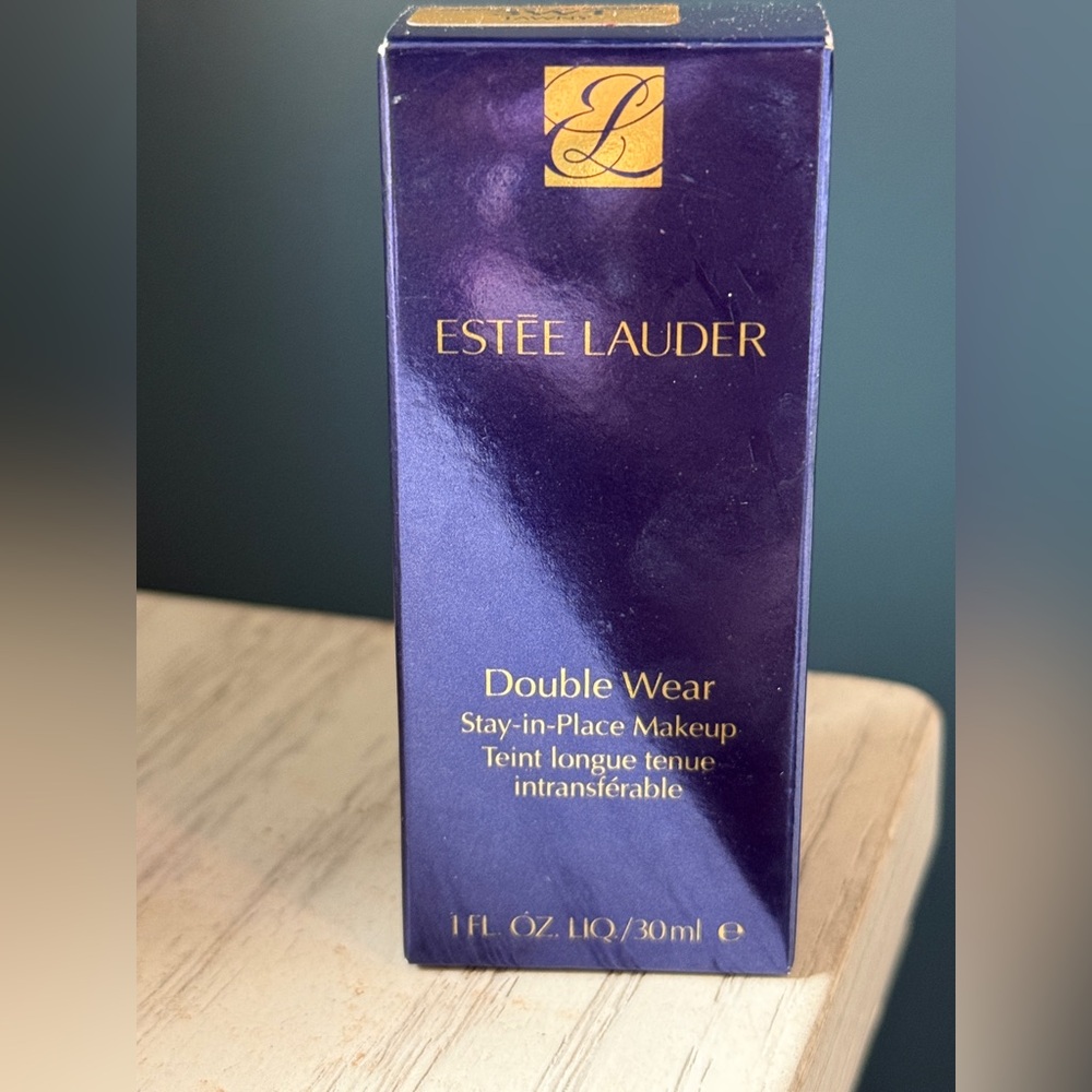 New, never opened. Original Estée Lauder Double Wear Foundation - 3W1 Tawny